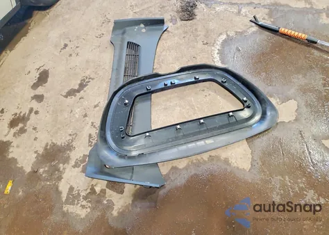 2022 Tesla Model Y from USA, damaged, VIN 7SAYGDEE0NF322191